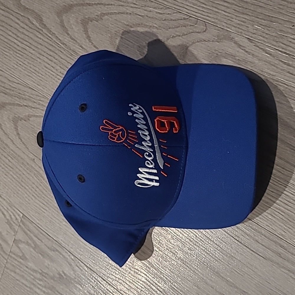 Very Gently Used Mechanix snapback